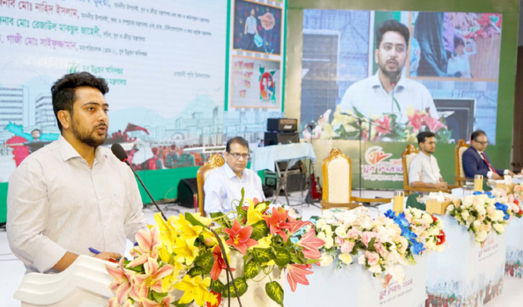 তরুণরা বাংলাদেশকে নতুন করে পথ দেখিয়েছে : নাহিদ ইসলাম