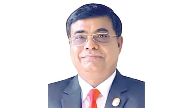 ইসি সচিব নিজেই বললেন নির্বাচন ‘বিতর্কিত বানাইয়া ফেলাইছে’