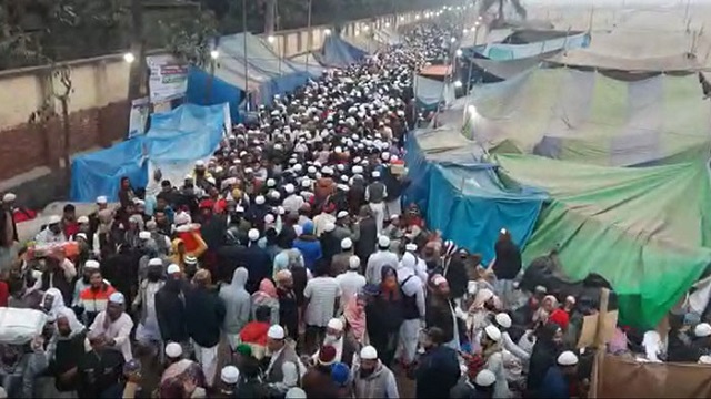 তুরাগ তীরে লাখো মুসল্লির স্রোত