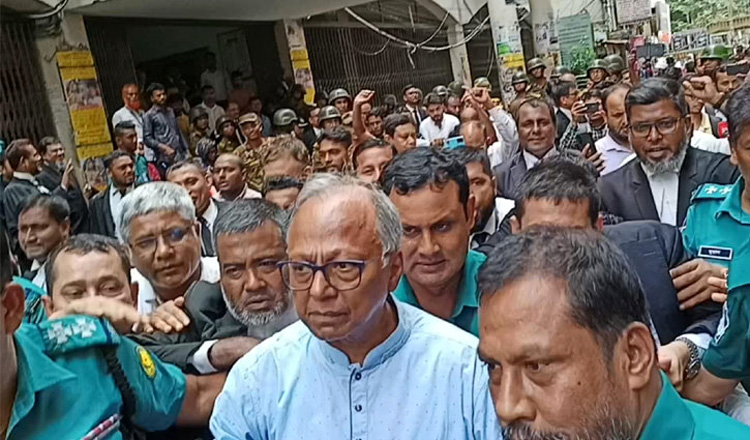 কারাগারে মাহমুদুর রহমান