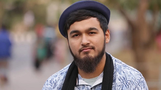 গায়ক নোবেল আটক