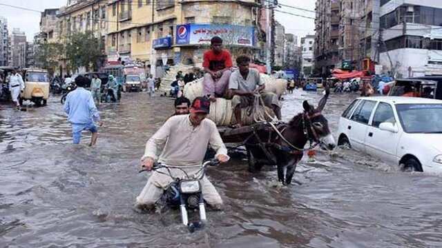 ভারী বৃষ্টিতে পাকিস্তানে ৮৬ জনের মৃত্যু