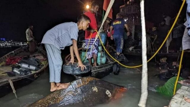 বুড়িগঙ্গায় ওয়াটার বাস ডুবি, এখন পর্যন্ত ৪ জনের মরদেহ উদ্ধার