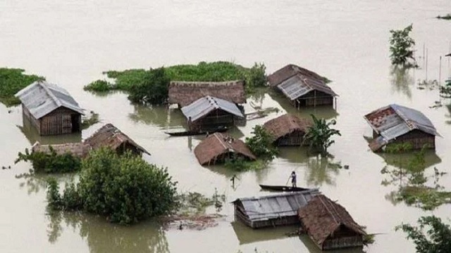 ভারি বৃষ্টিতে পাকিস্তানে ২৭ জনের মৃত্যু