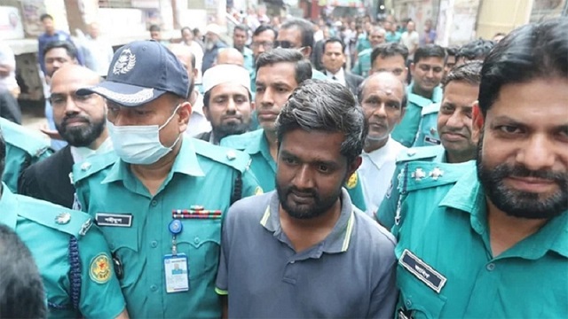জামিন পেলেন প্র‍থম আলোর সাংবাদিক শামসুজ্জামান