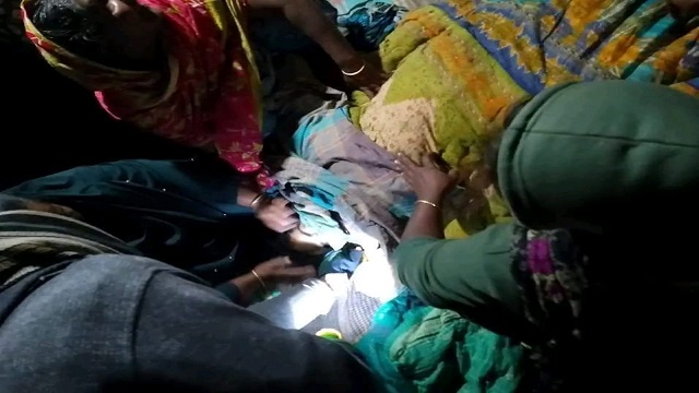 নড়াইলের কালিয়ায় নৌকা ডুবে মা ও ছেলের মৃত্যু