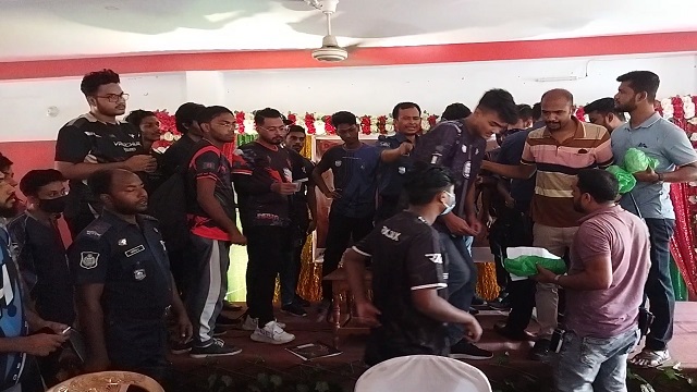চুয়াডাঙ্গায় পাবজি গেম প্রতিযোগিতা থেকে ১০৮ জন আটক