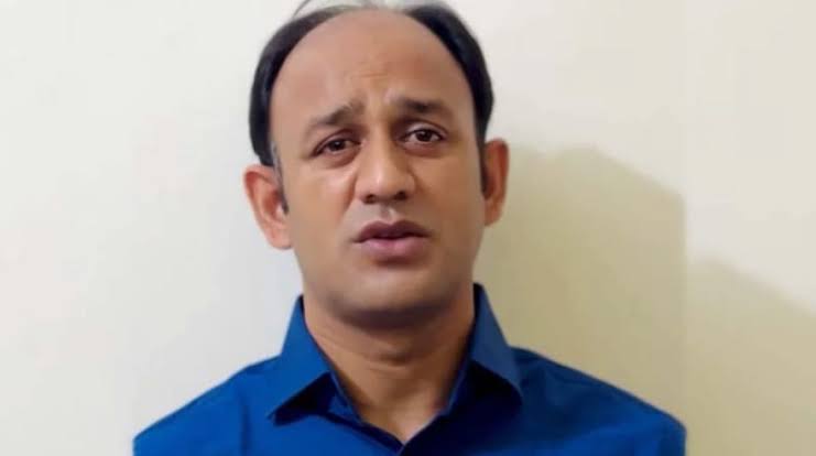 ব্যারিস্টার সুমন মিরপুর থেকে গ্রেপ্তার 