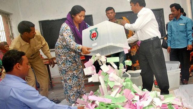 প্রতি ঘন্টার ভোটের হার জানতে চায় ইইউ, এনডিআই-আইআরআই